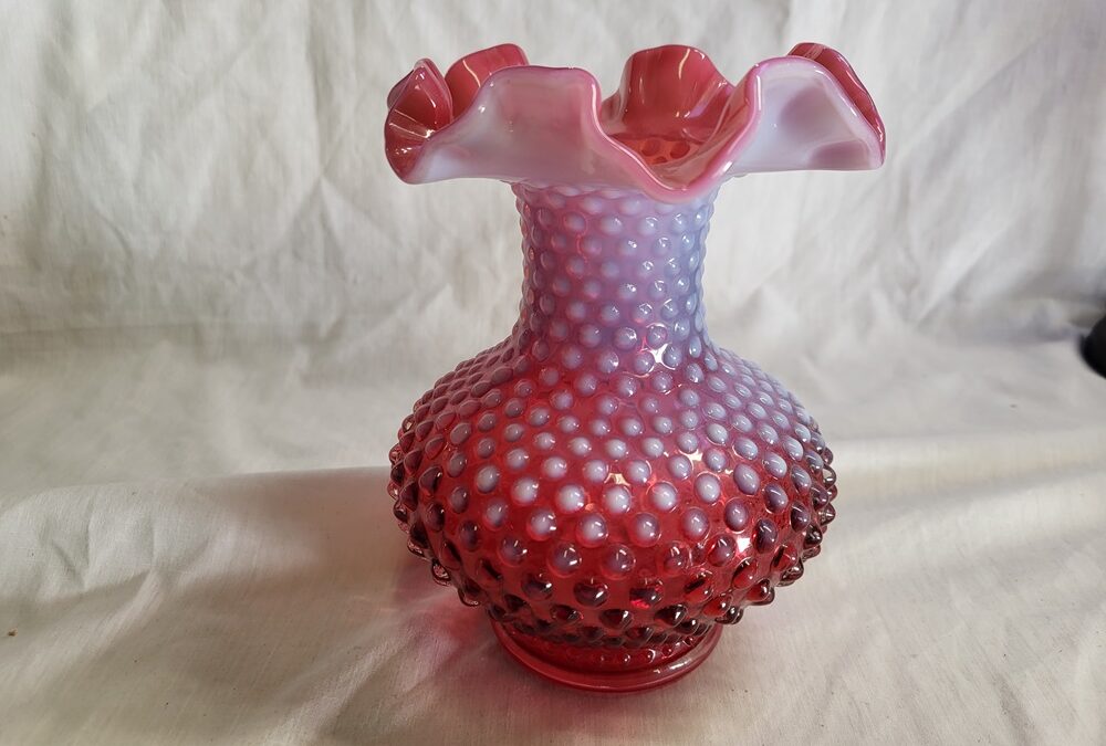 Valentine’s Day Glassware Auction!